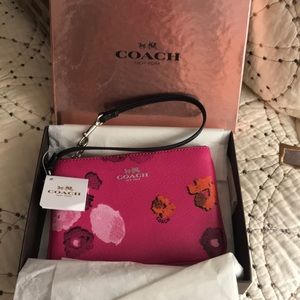 Coach NWOT wristlet